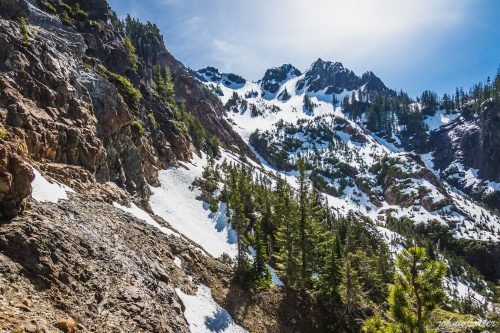 Read more about the article Jumbo Mountain by Whitehorse Mountain via Squire Creek Trail / 巨山
