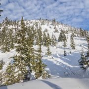 Snoqualmie Mountain at Snoqualmie Pass / 史諾夸米山道的史諾夸米山