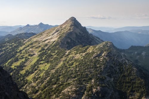 Read more about the article Three Fools Peak via Slate Peak + Holman Pass in Pasayten / 三愚人峯